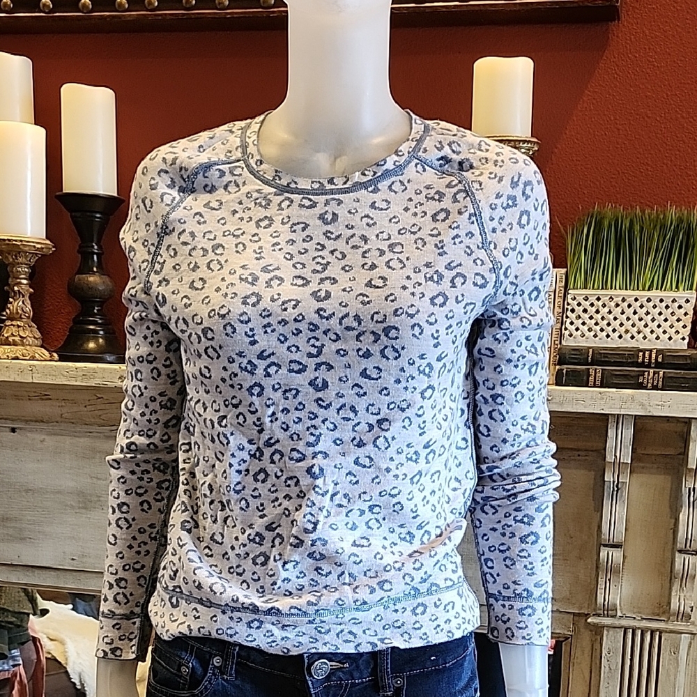 Leopard Print Long Sleeve Top - Gray